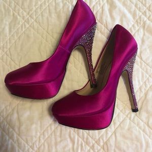 Steve Madden rhinestone evening shoes